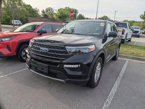 Black Metallic 2020 Ford Explorer XLT