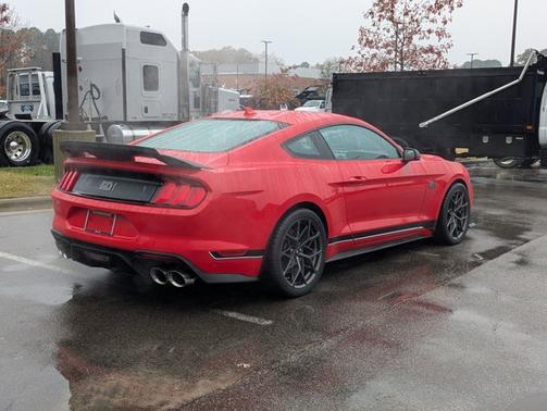 2022 Ford Mustang MACH 1