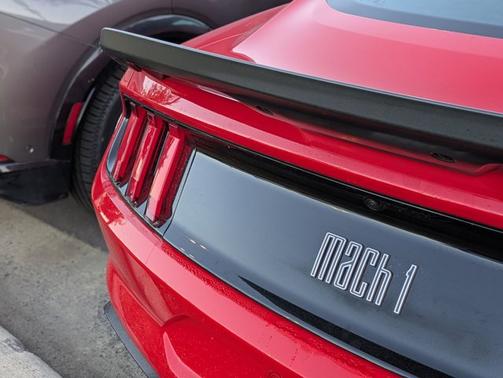 2022 Ford Mustang MACH 1