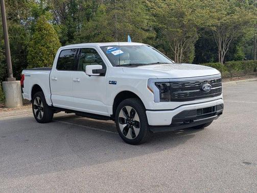 White Metallic 2024 Ford F-150 Lightning Platinum