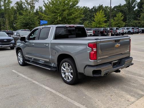 2024 Chevrolet Silverado 1500 HIGH COUNTRY