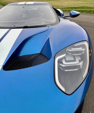Liquid Blue 2022 Ford GT