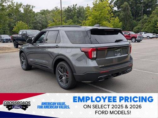 Carbonized Gray Metallic 2026 Ford Explorer ST-Line