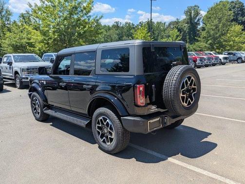 Shadow Black 2026 Ford Bronco Outer Banks
