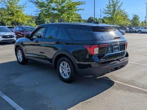 Agate Black Metallic 2026 Ford Explorer Active