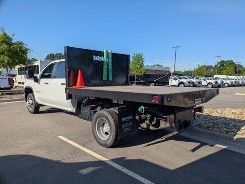 Summit White 2024 Chevrolet Silverado 3500 WT