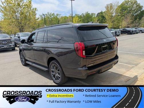 Dark Matter Gray Metallic 2026 Ford Expedition Max Platinum