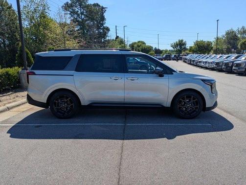 Ivory Silver 2025 Kia Carnival SX Prestige