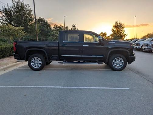 2025 Chevrolet Silverado 2500 HIGH COUNTRY