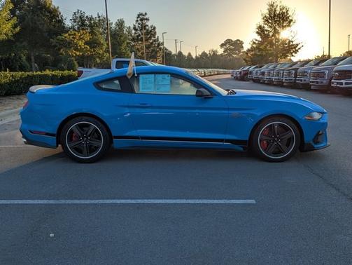 2022 Ford Mustang MACH 1