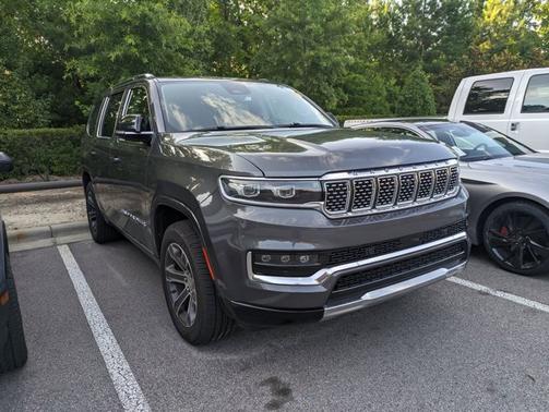 2023 Jeep Grand Wagoneer BASE
