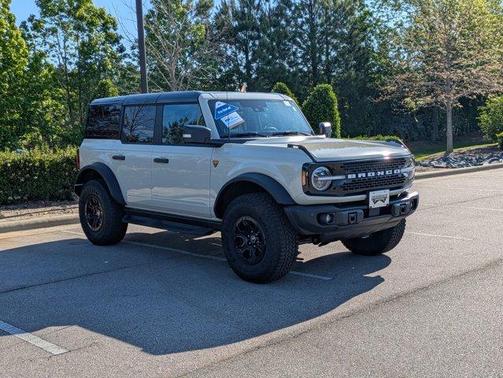 Beige 2025 Ford Bronco Badlands