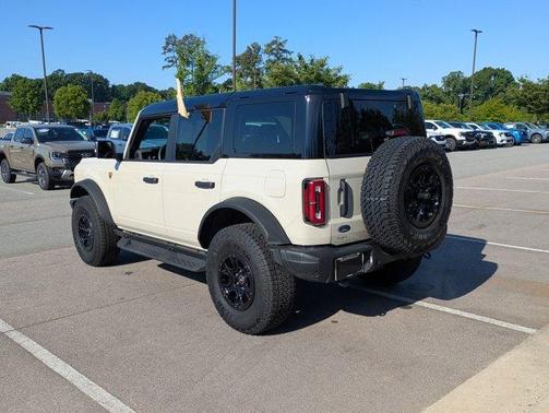 Beige 2025 Ford Bronco Badlands