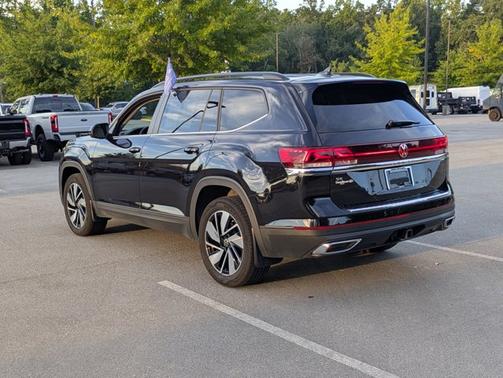 2024 Volkswagen Atlas 2.0T SE W/ TECHNOLOGY