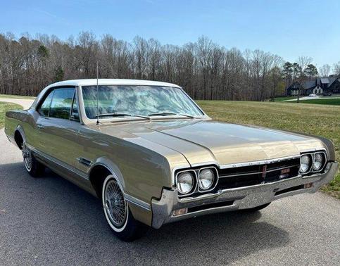 1966 Oldsmobile Cutlass 