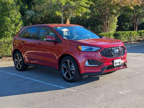 2023 Ford Edge ST