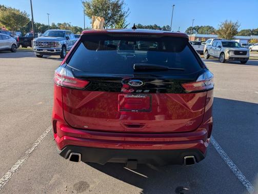 2023 Ford Edge ST