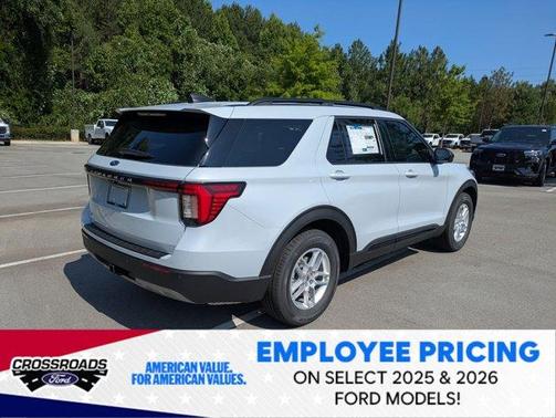 Space White Metallic 2026 Ford Explorer Active