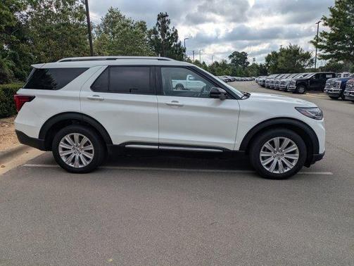 White Metallic 2025 Ford Explorer Platinum
