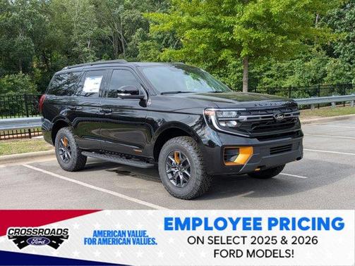 Agate Black Metallic 2026 Ford Expedition Tremor