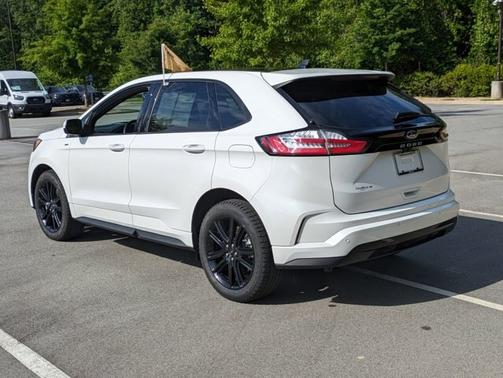 2022 Ford Edge ST LINE