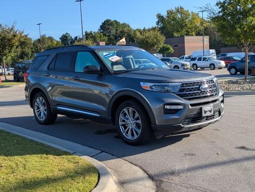 2022 Ford Explorer XLT