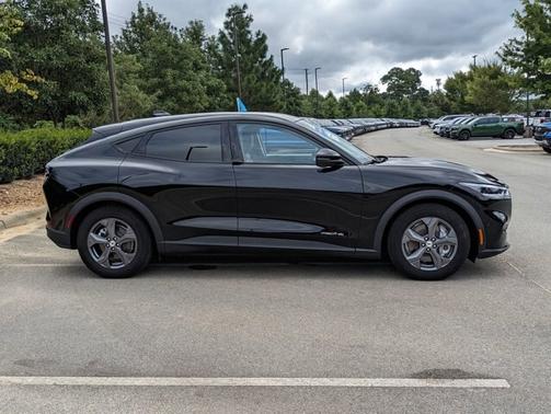 2023 Ford Mustang Mach-E SELECT