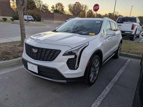 2022 Cadillac XT4 PREMIUM LUXURY