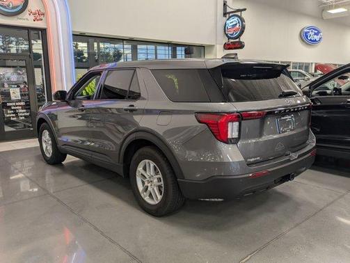 Carbonized Gray Metallic 2026 Ford Explorer Active