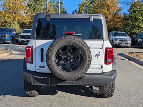 2023 Ford Bronco BLACK DIAMOND