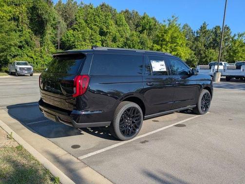 Agate Black Metallic 2026 Ford Expedition Max Platinum