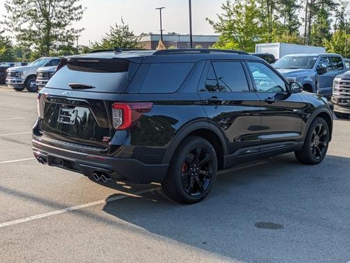 2024 Ford Explorer ST