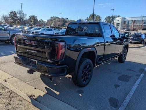 2024 GMC Sierra 2500 AT4