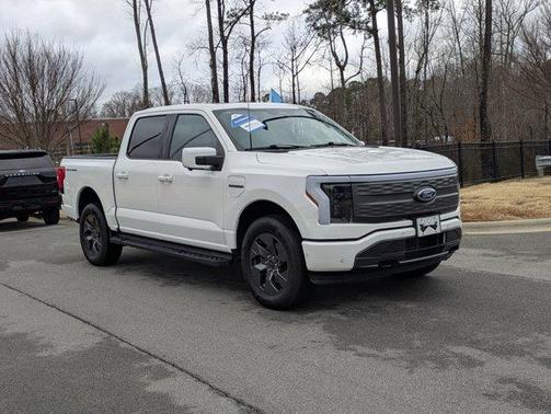 2023 Ford F-150 Lightning LARIAT