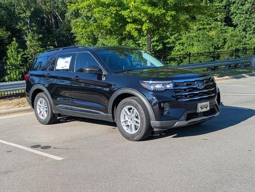 Agate Black Metallic 2026 Ford Explorer Active