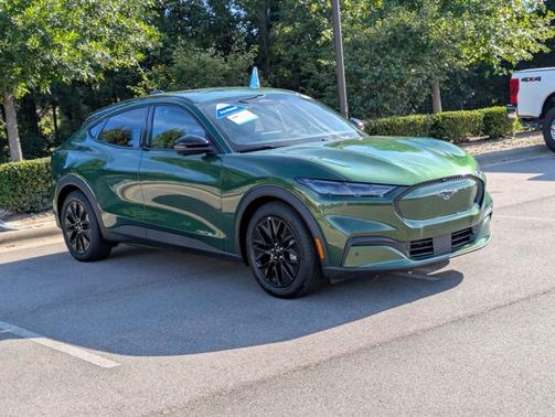 2025 Ford Mustang Mach-E SELECT
