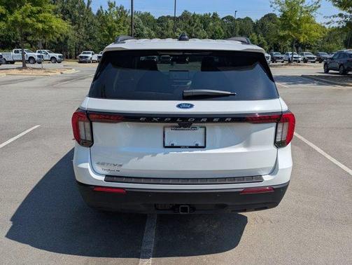Star White 2026 Ford Explorer Active