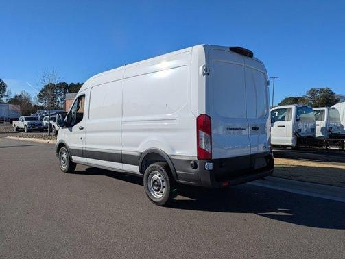 2026 Ford Transit-250 148 WB Medium Roof Cargo