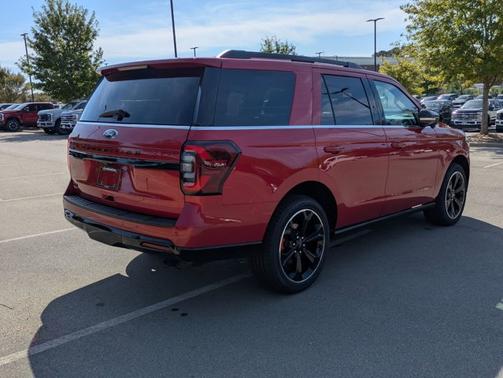 2022 Ford Expedition LIMITED