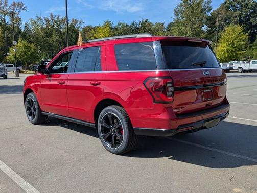 2022 Ford Expedition LIMITED