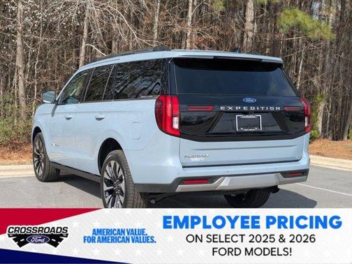 Glacier Gray Metallic 2026 Ford Expedition Platinum