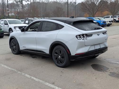 2023 Ford Mustang Mach-E CALIFORNIA ROUTE 1