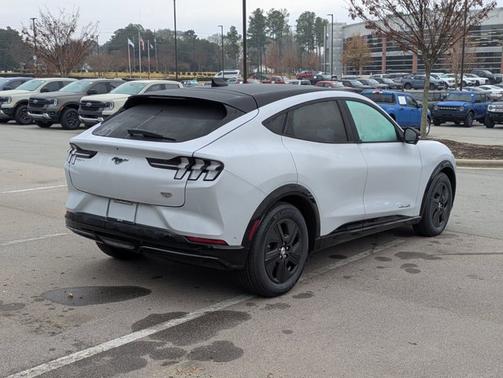 2023 Ford Mustang Mach-E CALIFORNIA ROUTE 1