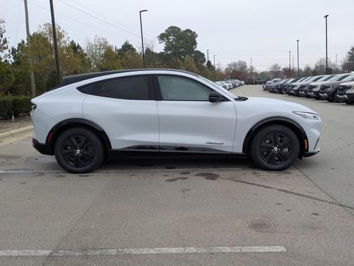 2023 Ford Mustang Mach-E CALIFORNIA ROUTE 1