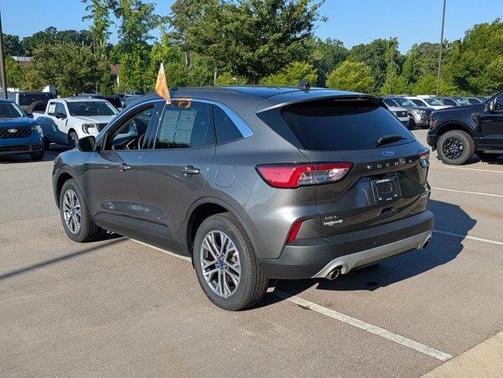 Gray Metallic 2022 Ford Escape SEL