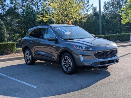 Gray Metallic 2022 Ford Escape SEL