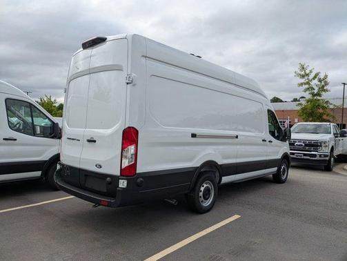 Oxford White 2026 Ford Transit-250 Base