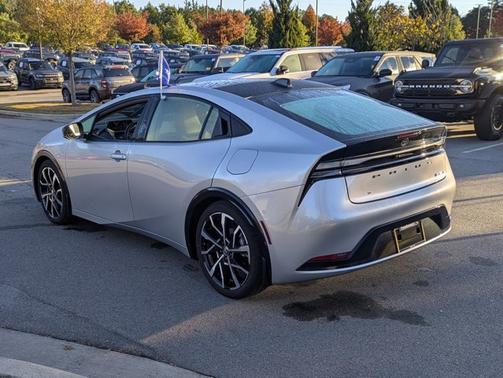 2025 Toyota Prius 