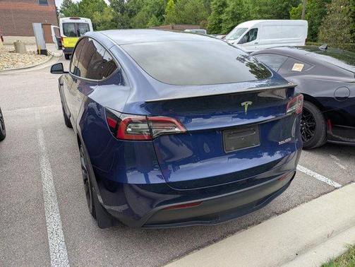 Deep Blue Metallic 2023 Tesla Model Y Performance