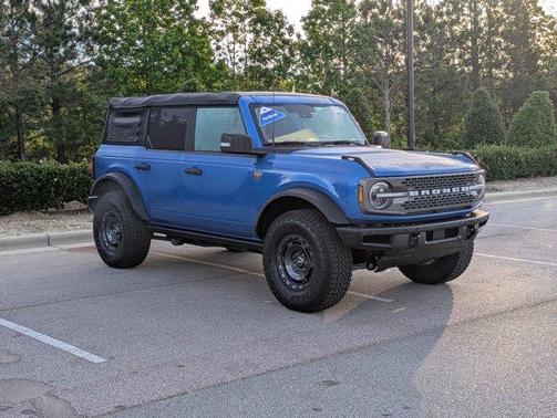 Blue Metallic 2025 Ford Bronco Badlands